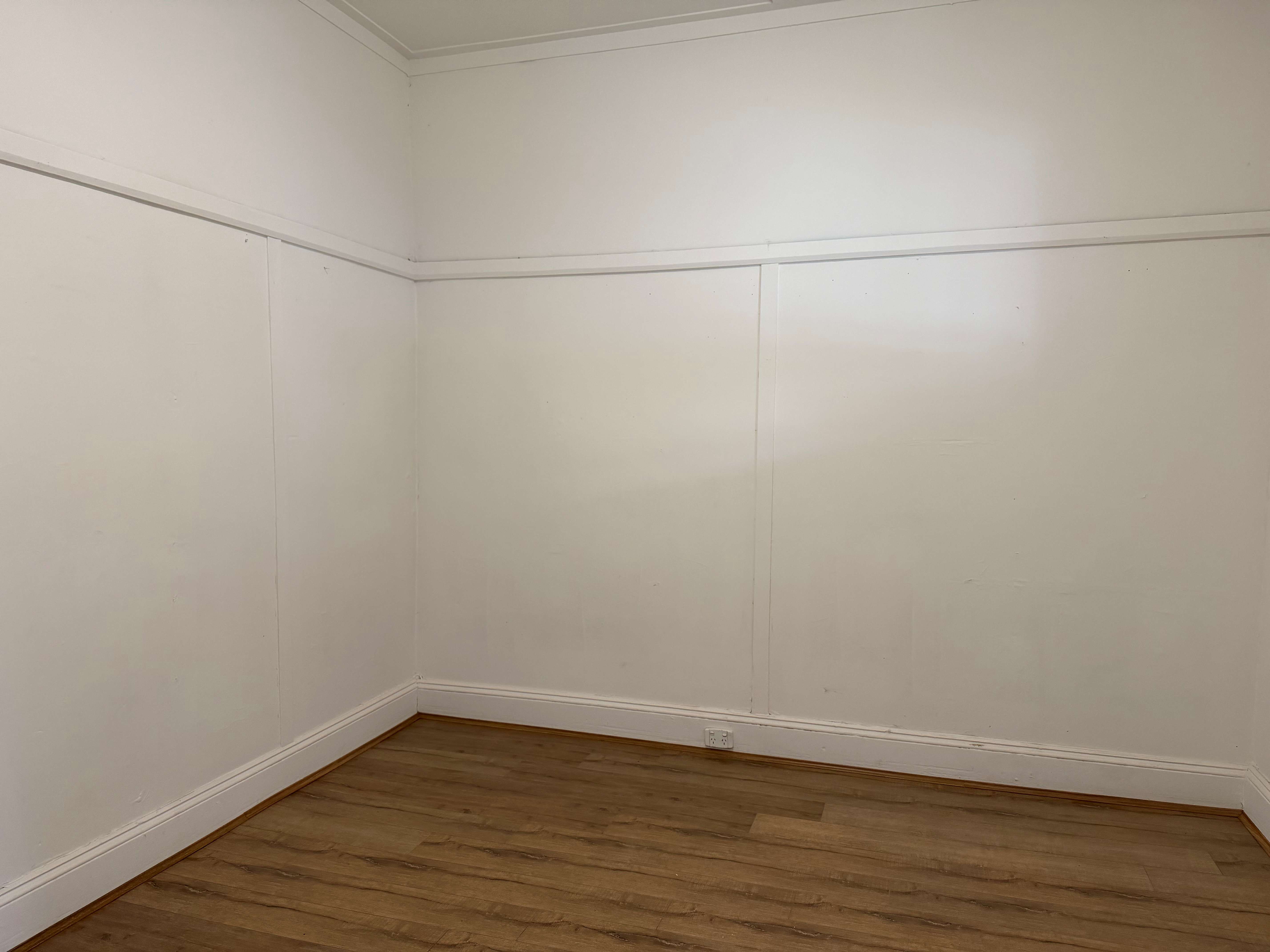 Renovated 4 Bedrooms Family  House in Mascot